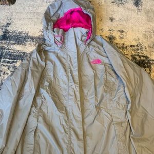 The north face wind breaker, size medium.